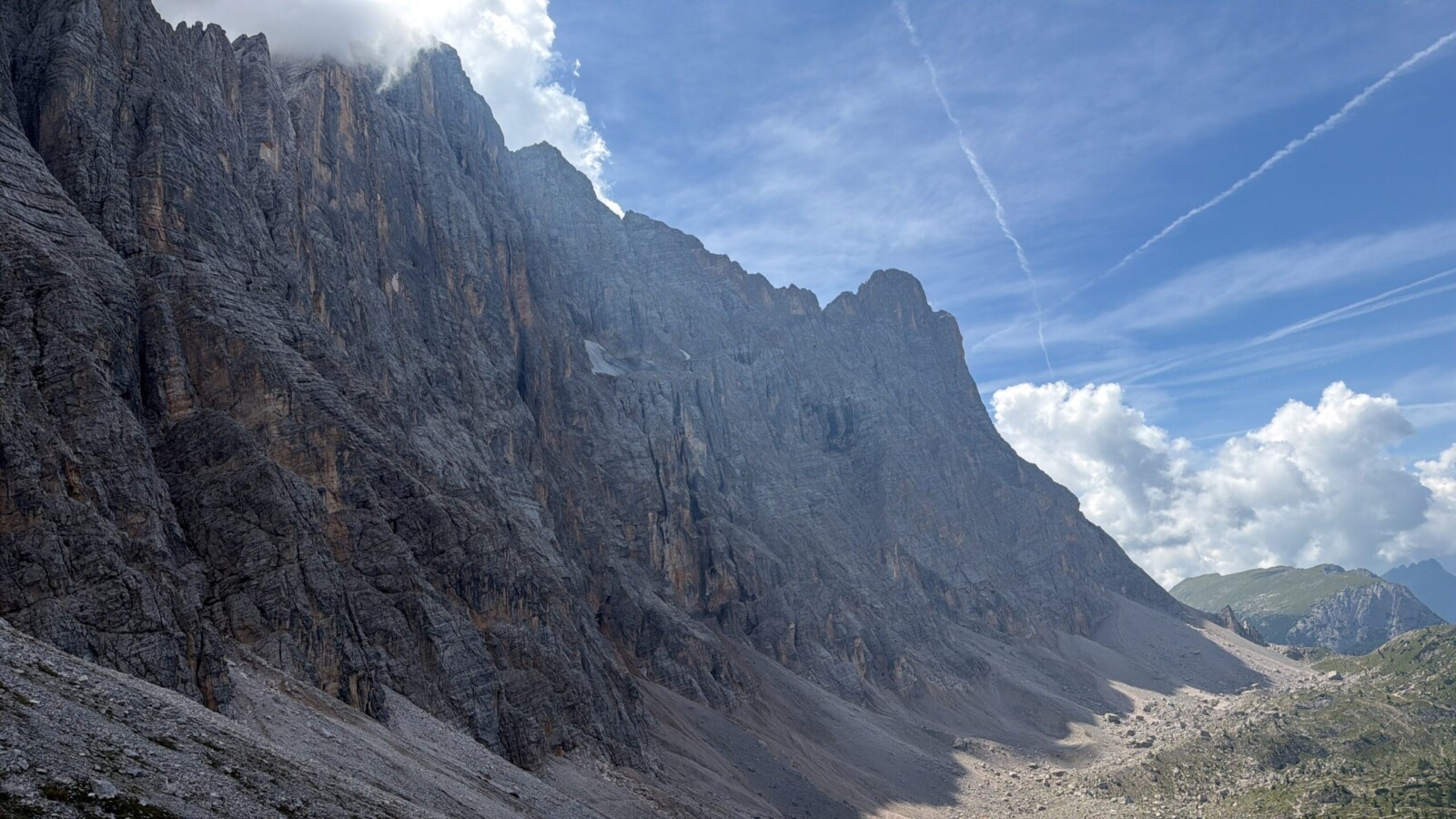 Rifugio-Coldai-20260809 - Parete delle pareti